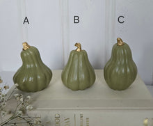 Load image into Gallery viewer, Gourds Decor- Olive