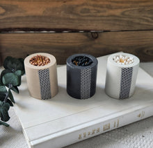 Load image into Gallery viewer, Striker Pots