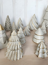 Load image into Gallery viewer, Concrete Christmas Trees - White - Tree's 14/15 Featured