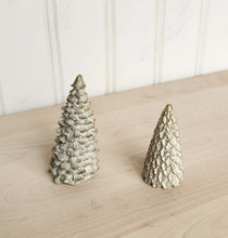 Load image into Gallery viewer, Concrete Christmas Trees - White - Tree's 14/15 Featured