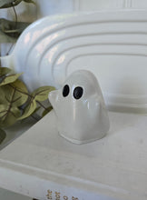 Load image into Gallery viewer, Ghost Decor- White