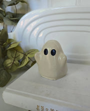 Load image into Gallery viewer, Ghost Decor- Cream