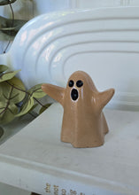 Load image into Gallery viewer, Ghost Decor- Caramel