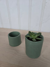 Load image into Gallery viewer, Concrete Plant Pots- Emerald Green | 3" 4" 5" 7"