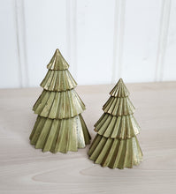 Load image into Gallery viewer, Concrete Christmas Trees - Olive - Tree's 27/28 Featured