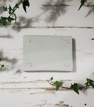 Load image into Gallery viewer, Ridged Soap Dish