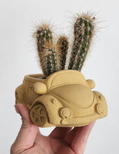 Load image into Gallery viewer, Retro Car