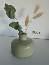 Load image into Gallery viewer, Bud Vases
