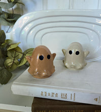 Load image into Gallery viewer, Ghost Decor- Cream
