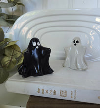Load image into Gallery viewer, Ghost Decor- White
