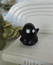 Load image into Gallery viewer, Ghost Decor- Black

