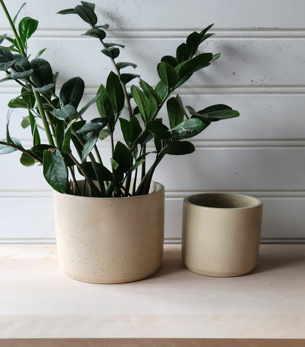 Cylinder Planter- 5