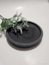 Load image into Gallery viewer, Circle Tray- Medium
