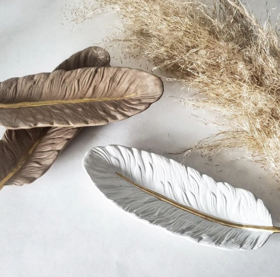 Feather Tray