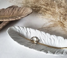 Load image into Gallery viewer, Feather Tray
