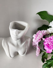 Load image into Gallery viewer, Jane Vase
